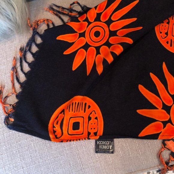 Koko Knot beach wrap/sarong, with fringe, Black/Orange, Appx 39"x58" - Picture 2 of 5